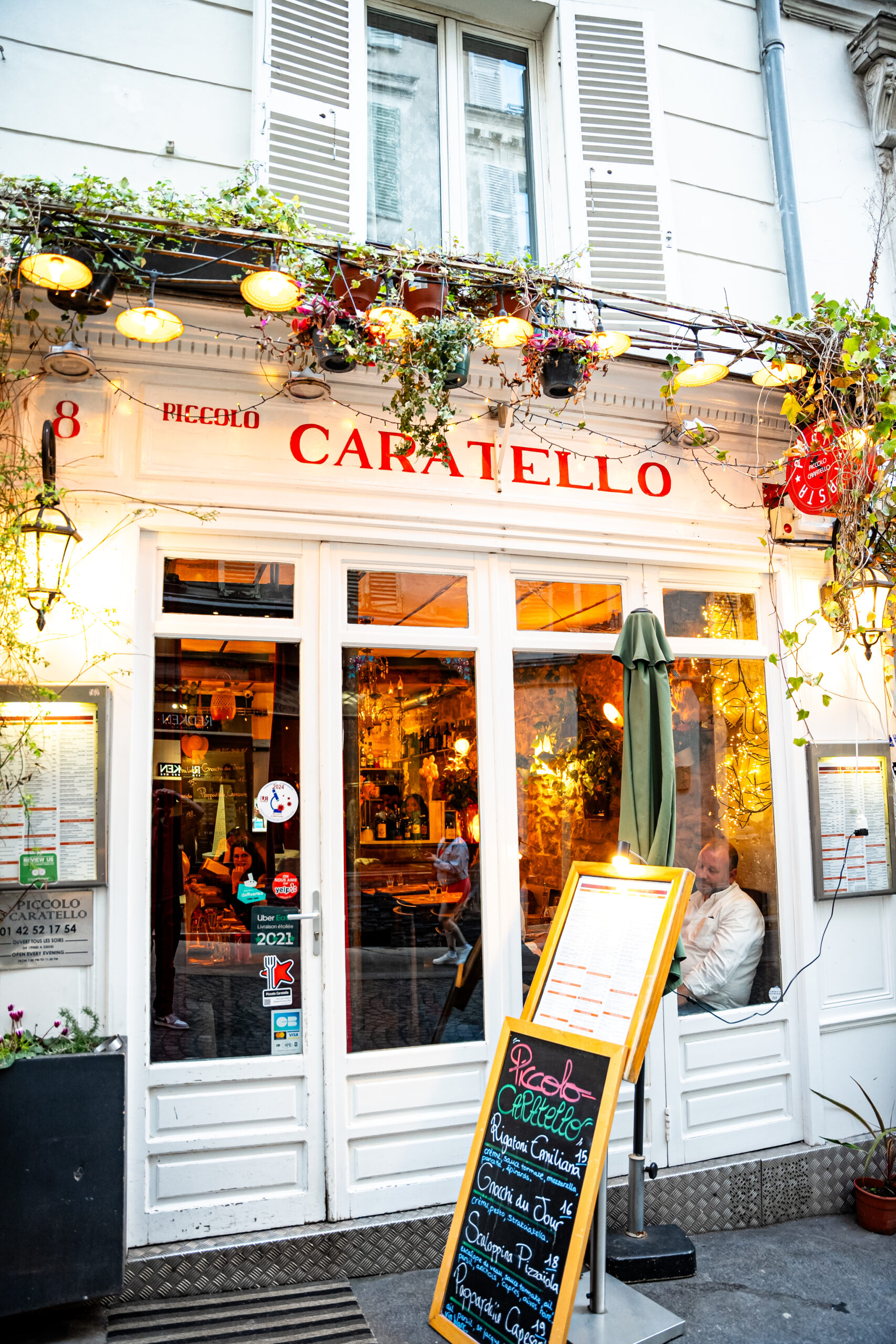 La façade de Piccolo Caratello, 8 rue Audran